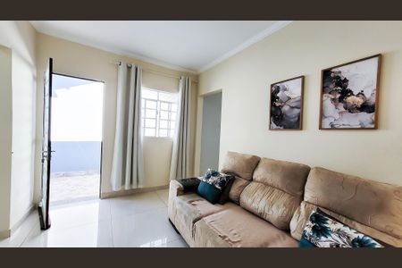 Casa à venda com 278m², 3 quartos e 3 vagasEdícula