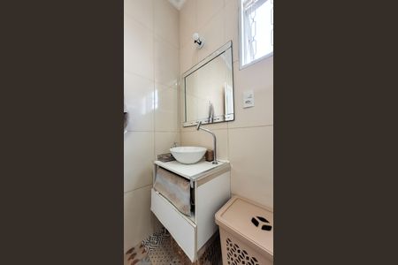 Casa à venda com 278m², 3 quartos e 3 vagasBanheiro Social