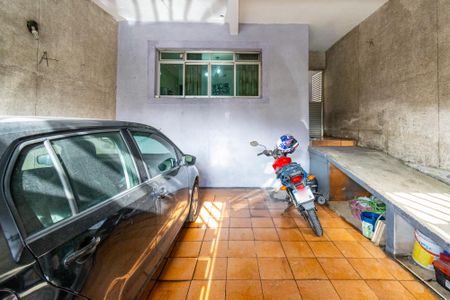 Casa à venda com 164m², 3 quartos e 2 vagas Casa à venda com 164m², 3 quartos e 2 vagasGaragem