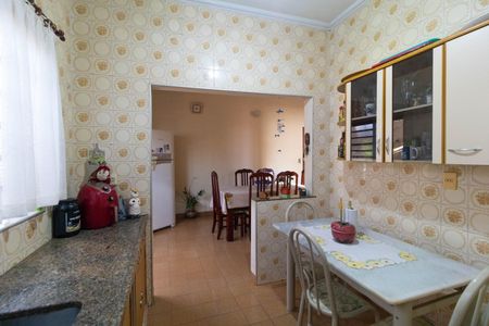 Casa à venda com 170m², 4 quartos e 1 vaga Casa à venda com 170m², 4 quartos e 1 vagaCozinha