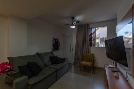 Casa de condomínio à venda com 72m², 2 quartos e 1 vaga Casa de condomínio à venda com 72m², 2 quartos e 1 vagaSala