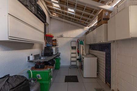 Casa de condomínio à venda com 72m², 2 quartos e 1 vaga Casa de condomínio à venda com 72m², 2 quartos e 1 vagaÁrea de Serviço