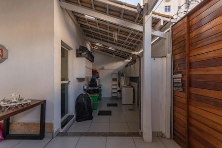 Casa de condomínio à venda com 72m², 2 quartos e 1 vaga Casa de condomínio à venda com 72m², 2 quartos e 1 vagaÁrea de Serviço