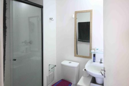 Apartamento à venda com 43m², 2 quartos e sem vaga Apartamento à venda com 43m², 2 quartos e sem vagaBanheiro