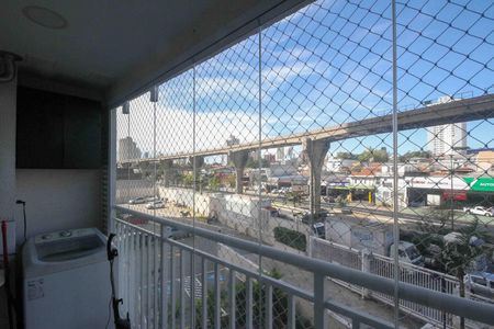 Apartamento à venda com 43m², 2 quartos e sem vaga Apartamento à venda com 43m², 2 quartos e sem vagaVaranda