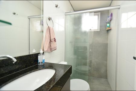 Apartamento à venda com 78m², 3 quartos e 2 vagasBanheiro suite