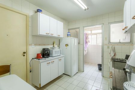 Apartamento à venda com 110m², 4 quartos e 1 vaga Apartamento à venda com 110m², 4 quartos e 1 vagaCozinha