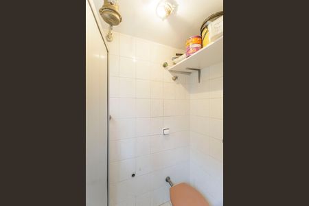 Apartamento à venda com 110m², 4 quartos e 1 vaga Apartamento à venda com 110m², 4 quartos e 1 vagaBanheiro de serviço