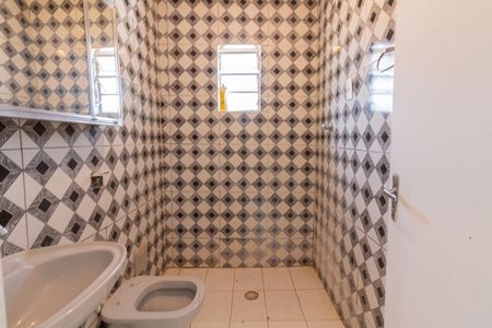 Banheiro de casa para alugar com 1 quarto, 30m² em Jardim Celeste, São Paulo