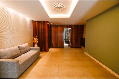 Apartamento à venda com 35m², 1 quarto e sem vaga Apartamento à venda com 35m², 1 quarto e sem vagaHall