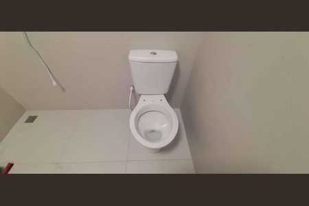 Casa à venda com 185m², 3 quartos e 2 vagas Casa à venda com 185m², 3 quartos e 2 vagasBanheiro 2 - Edícula