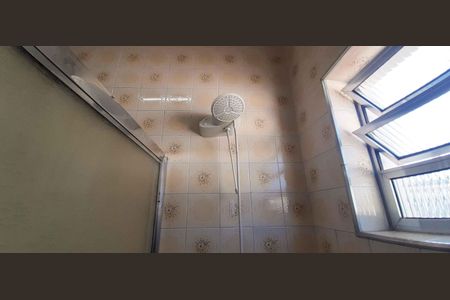 Casa à venda com 185m², 3 quartos e 2 vagas Casa à venda com 185m², 3 quartos e 2 vagasBanheiro 1