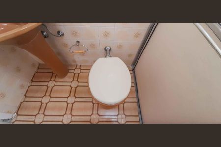 Casa à venda com 185m², 3 quartos e 2 vagas Casa à venda com 185m², 3 quartos e 2 vagasBanheiro 1