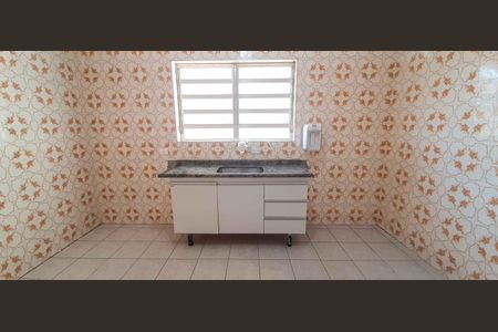 Casa à venda com 185m², 3 quartos e 2 vagas Casa à venda com 185m², 3 quartos e 2 vagasCozinha