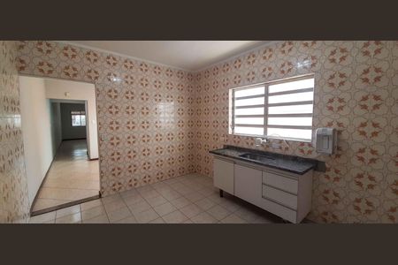 Casa à venda com 185m², 3 quartos e 2 vagas Casa à venda com 185m², 3 quartos e 2 vagasCozinha