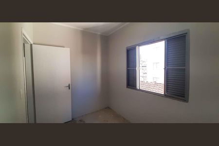 Casa à venda com 185m², 3 quartos e 2 vagas Casa à venda com 185m², 3 quartos e 2 vagasQuarto 2