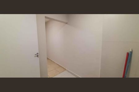 Casa à venda com 185m², 3 quartos e 2 vagas Casa à venda com 185m², 3 quartos e 2 vagasBanheiro 2 - Edícula