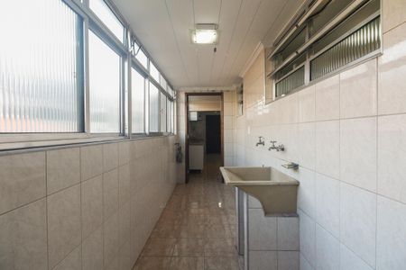 Apartamento à venda com 120m², 3 quartos e 1 vaga Apartamento à venda com 120m², 3 quartos e 1 vagaÁrea de Serviço