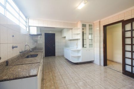 Apartamento à venda com 120m², 3 quartos e 1 vaga Apartamento à venda com 120m², 3 quartos e 1 vagaCozinha