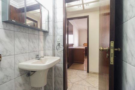Apartamento à venda com 120m², 3 quartos e 1 vaga Apartamento à venda com 120m², 3 quartos e 1 vagaBanheiro Social