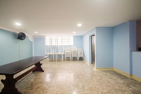 Apartamento à venda com 120m², 3 quartos e 1 vaga Apartamento à venda com 120m², 3 quartos e 1 vagaÁrea comum - Salão de festas