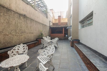 Apartamento à venda com 120m², 3 quartos e 1 vaga Apartamento à venda com 120m², 3 quartos e 1 vagaÁrea comum - Salão de festas