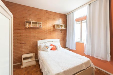 Apartamento à venda com 100m², 3 quartos e 1 vaga Apartamento à venda com 100m², 3 quartos e 1 vagaSuíte
