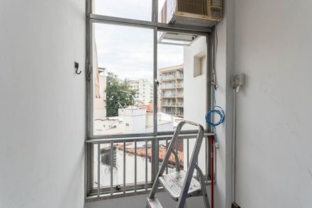 Apartamento à venda com 100m², 3 quartos e 1 vaga Apartamento à venda com 100m², 3 quartos e 1 vagaSala