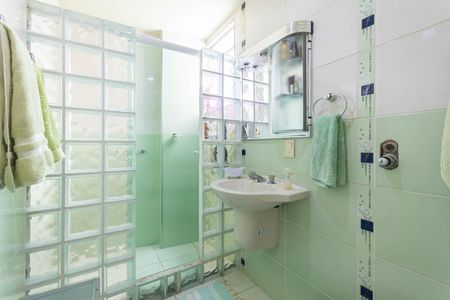 Apartamento à venda com 100m², 3 quartos e 1 vaga Apartamento à venda com 100m², 3 quartos e 1 vagaBanheiro Suíte