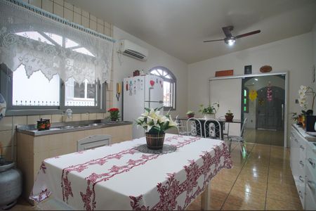 Casa à venda com 120m², 3 quartos e 1 vagaCozinha