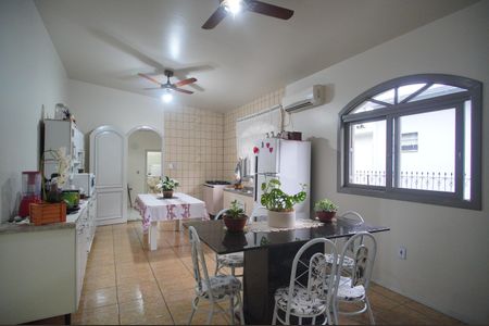 Casa à venda com 120m², 3 quartos e 1 vagaCozinha