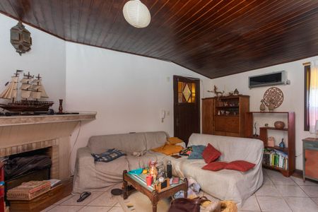 Apartamento à venda com 212m², 4 quartos e 3 vagas Apartamento à venda com 212m², 4 quartos e 3 vagasCobertura