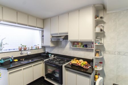 Casa para alugar com 191m², 3 quartos e 2 vagas Casa para alugar com 191m², 3 quartos e 2 vagasCozinha