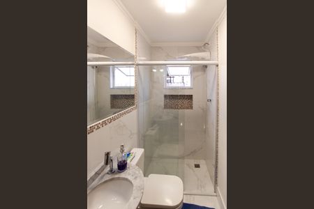 Casa para alugar com 191m², 3 quartos e 2 vagas Casa para alugar com 191m², 3 quartos e 2 vagasBanheiro Social