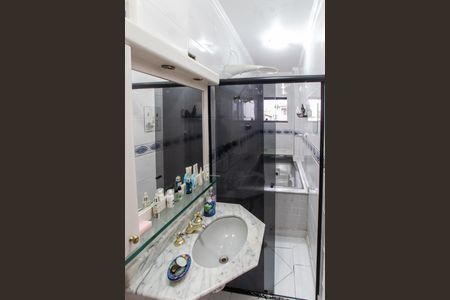 Casa para alugar com 191m², 3 quartos e 2 vagas Casa para alugar com 191m², 3 quartos e 2 vagasBanheiro da Suíte