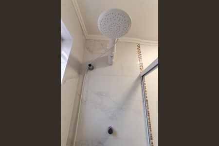 Casa para alugar com 191m², 3 quartos e 2 vagas Casa para alugar com 191m², 3 quartos e 2 vagasBanheiro Social