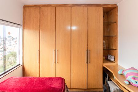 Casa para alugar com 191m², 3 quartos e 2 vagas Casa para alugar com 191m², 3 quartos e 2 vagasQuarto 2