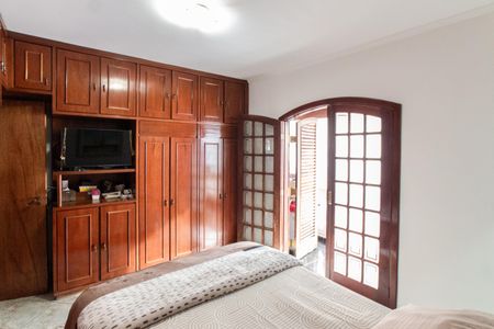 Casa para alugar com 191m², 3 quartos e 2 vagas Casa para alugar com 191m², 3 quartos e 2 vagasSuíte