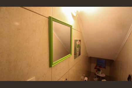 Casa à venda com 250m², 3 quartos e 2 vagas Casa à venda com 250m², 3 quartos e 2 vagasBanheiro 2