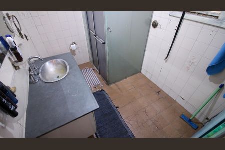 Casa à venda com 250m², 3 quartos e 2 vagas Casa à venda com 250m², 3 quartos e 2 vagasBanheiro