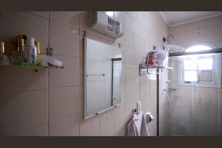 Casa à venda com 250m², 3 quartos e 2 vagas Casa à venda com 250m², 3 quartos e 2 vagasBanheiro