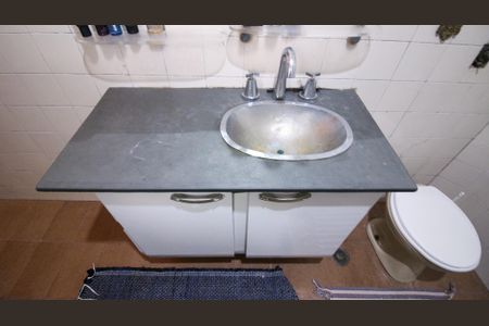 Casa à venda com 250m², 3 quartos e 2 vagas Casa à venda com 250m², 3 quartos e 2 vagasBanheiro