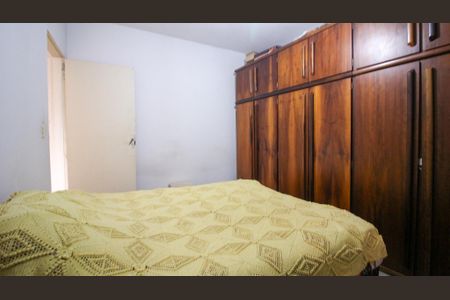 Casa à venda com 250m², 3 quartos e 2 vagas Casa à venda com 250m², 3 quartos e 2 vagasQuarto 3