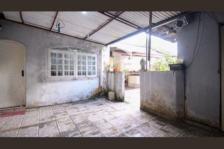 Casa à venda com 250m², 3 quartos e 2 vagas Casa à venda com 250m², 3 quartos e 2 vagasÁrea comum