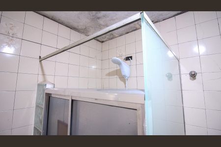 Casa à venda com 250m², 3 quartos e 2 vagas Casa à venda com 250m², 3 quartos e 2 vagasBanheiro