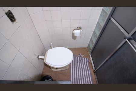 Casa à venda com 250m², 3 quartos e 2 vagas Casa à venda com 250m², 3 quartos e 2 vagasBanheiro