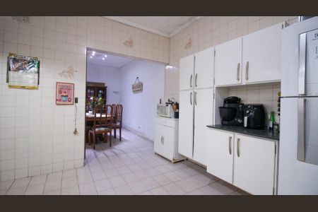 Casa à venda com 250m², 3 quartos e 2 vagas Casa à venda com 250m², 3 quartos e 2 vagasCozinha