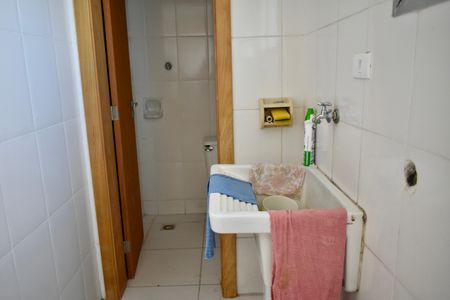 Apartamento para alugar com 80m², 2 quartos e 1 vaga Apartamento para alugar com 80m², 2 quartos e 1 vagaÁrea de Serviço