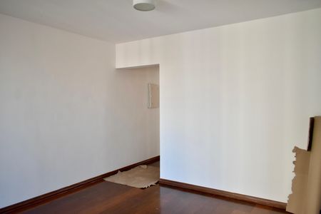 Apartamento para alugar com 80m², 2 quartos e 1 vaga Apartamento para alugar com 80m², 2 quartos e 1 vagaSala
