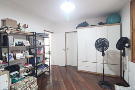 Casa à venda com 400m², 3 quartos e 3 vagasSuíte 1